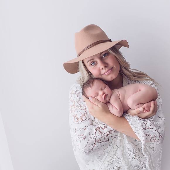 Meet your Posher, Taylor - Picture 1 of 1